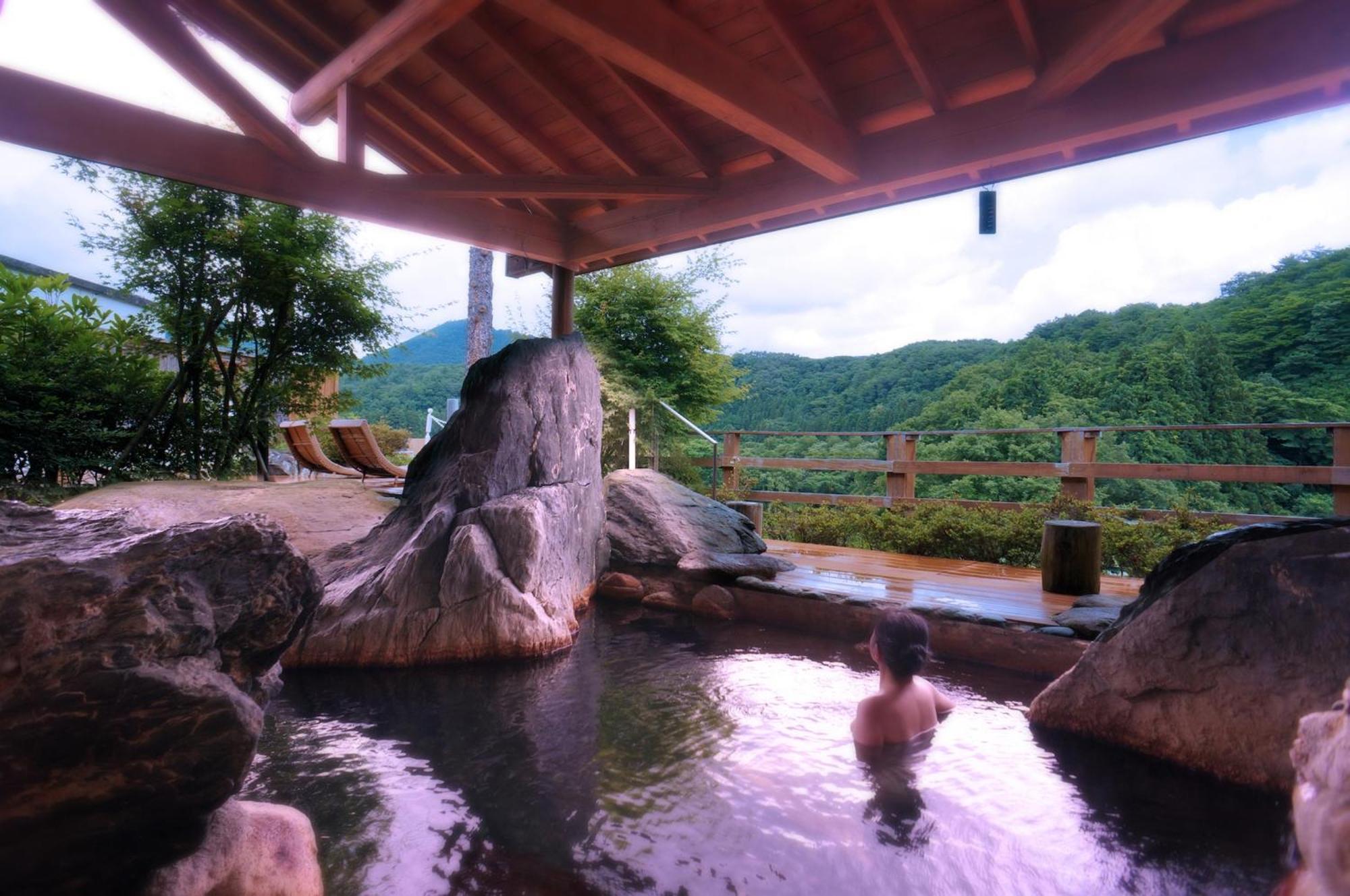 Hotel Sannouzan Onsen Zuisenkyo Ichinoseki Exterior foto